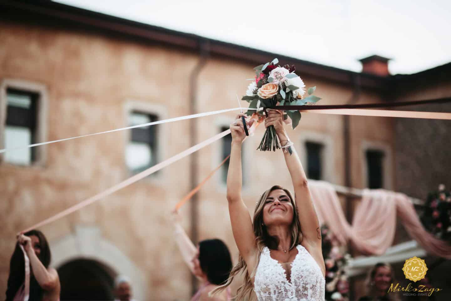 lancio del bouquet